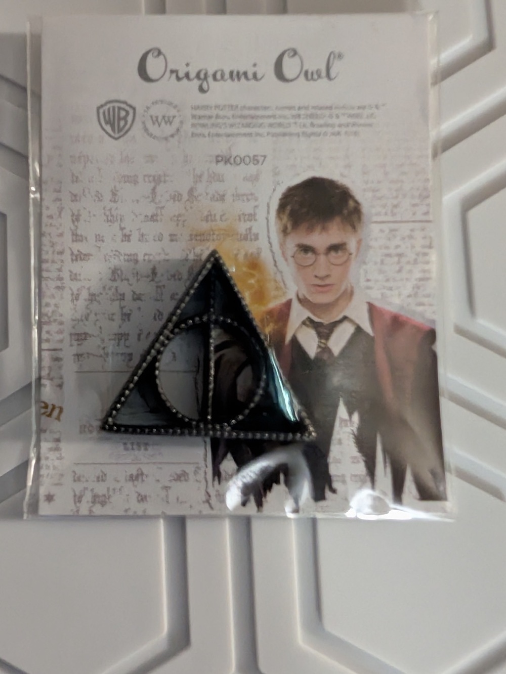 Origami Owl Harry Potter Gunmetal Deathly Hallows Window Shelf